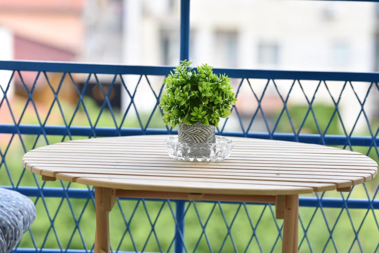 Apartment Vera With Free Garage Novi Sad Exterior photo